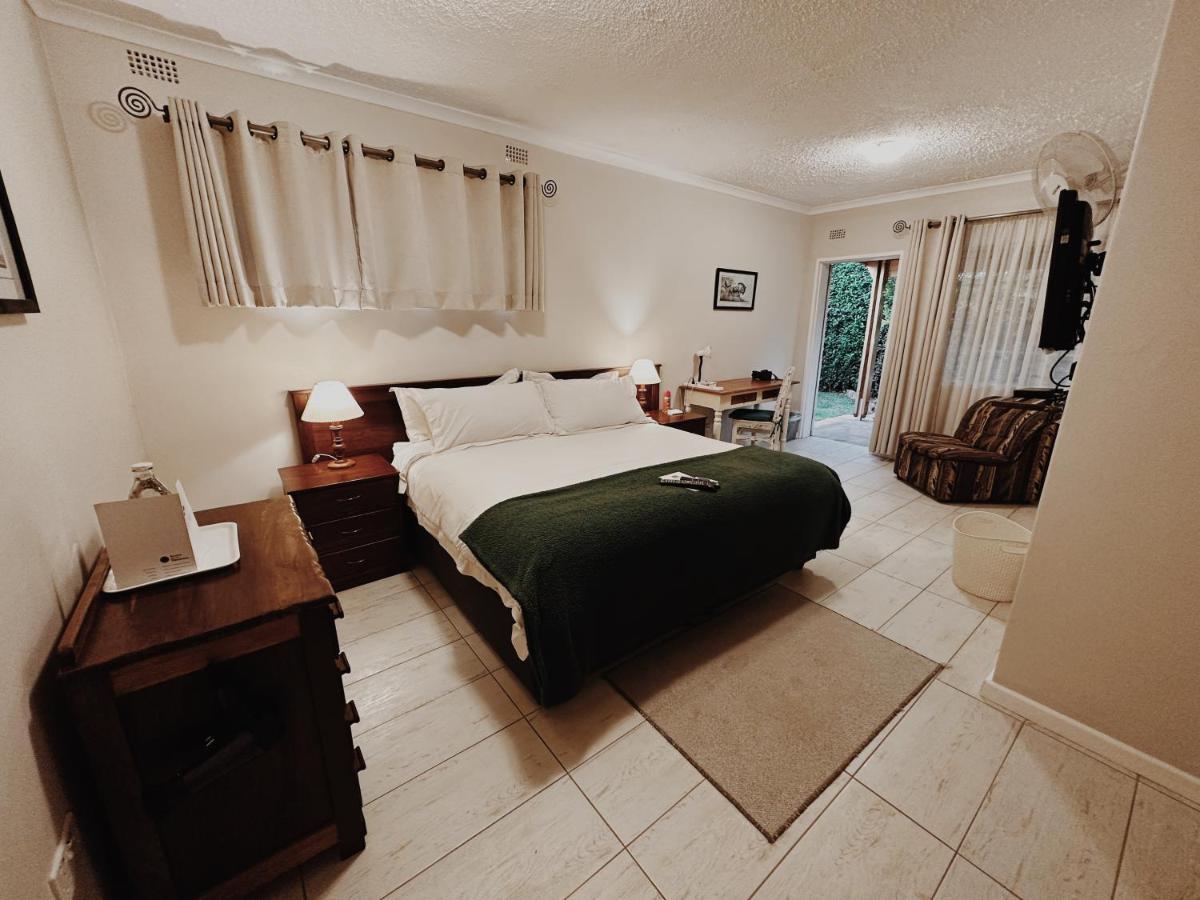 Malcolm Lodge Harare Buitenkant foto